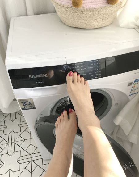 免费hd女同女