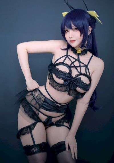粗大猛烈进出呻吟声的视频