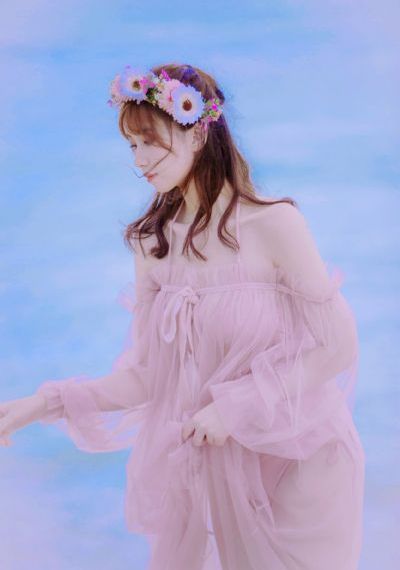 男生女生向前冲2024