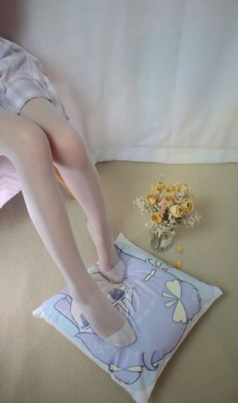 阿兰德龙去世