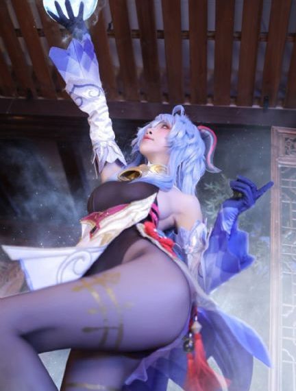 美丽的她