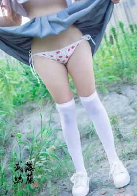 美丽俏佳人