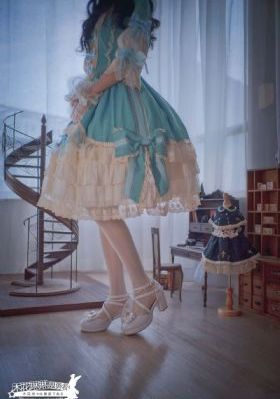 少女的教育第一集免费观看