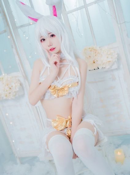 晨妤小美女
