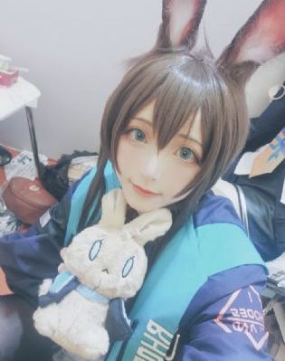 顽皮的女朋友