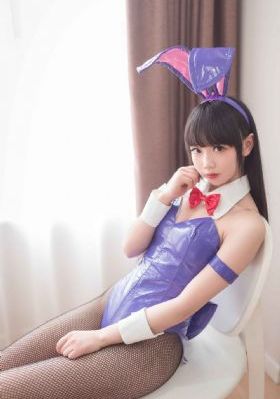 女生吃小头头视频