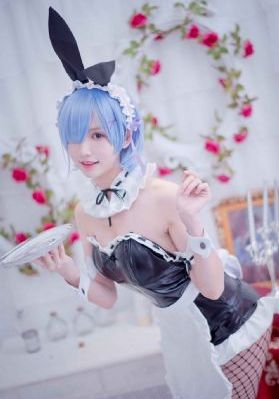 《逃学威龙1》免费观看